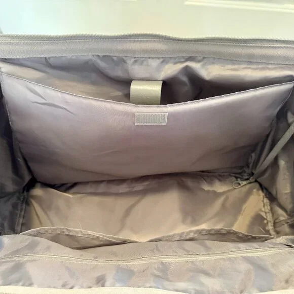 BEIS Weekender Bag (Grey) - Picture 9 of 14